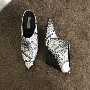 Snake Skin Print Studded Mules | Size US 7
